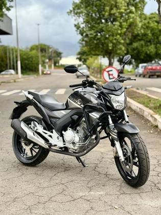 HONDA CB TWISTER 